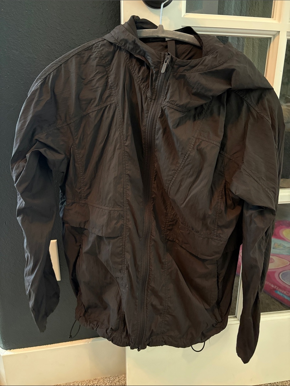 Women’s Lululemon packable windbreaker jacket